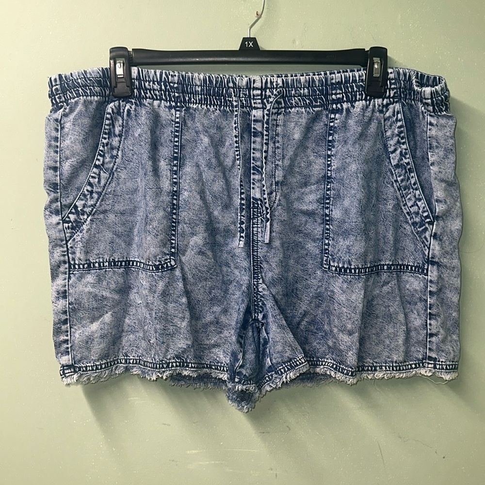 Womens faux jean shorts